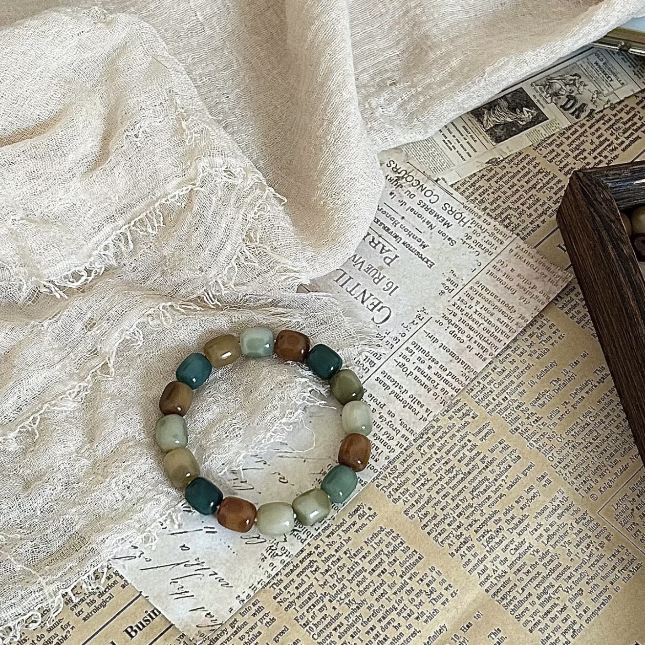 Thumbnail of Decorative Bodhi beads bracelet green